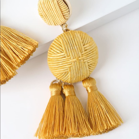 🆕 Camel Tassel Earrings - Picture 3 of 3